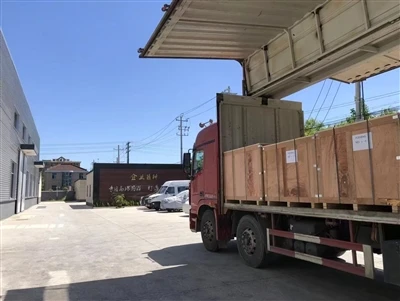 Singapurlik mijozning termojuft buyurtmasi tayyor bo'ldi, faqat qadoqlash va ...